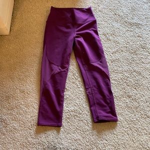 Alo maroon leggings